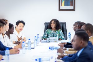 Des investisseurs chinois visitent Kara pour lancer un parc industriel. Le projet, aligné sur le FOCAC 2024, vise à accélérer la décentralisation économique du Togo et créer des milliers d'emplois.
