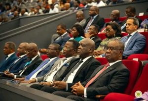 Le 39ᵉ congrès de la CIB à Lomé explore l'impact du numérique et de l'IA sur le droit. Le Ministre Pacôme Adjourouvi insiste sur l'anticipation de la transformation et l'encadrement éthique.