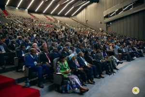 Le 39ᵉ congrès de la CIB à Lomé explore l'impact du numérique et de l'IA sur le droit. Le Ministre Pacôme Adjourouvi insiste sur l'anticipation de la transformation et l'encadrement éthique.