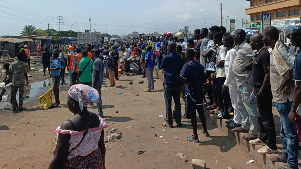 Golfe 1: Les démolitions des emprises ferroviaires continuent à Zorobaro. Entre urgence sécuritaire pour la ligne Lomé-Cotonou et drame social