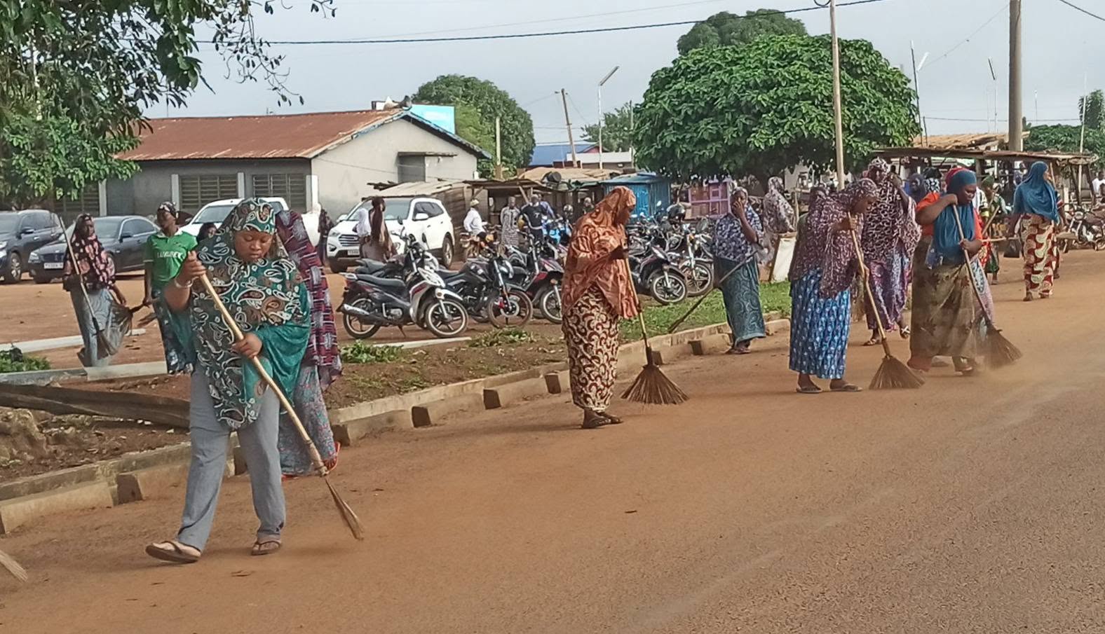Opération Togo Propre à Tchamba : Forte mobilisation citoyenne